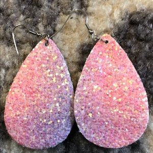 Sparkle leather earrings